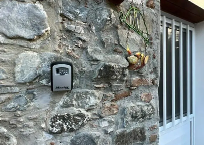 Finikous House-agros Αγρός