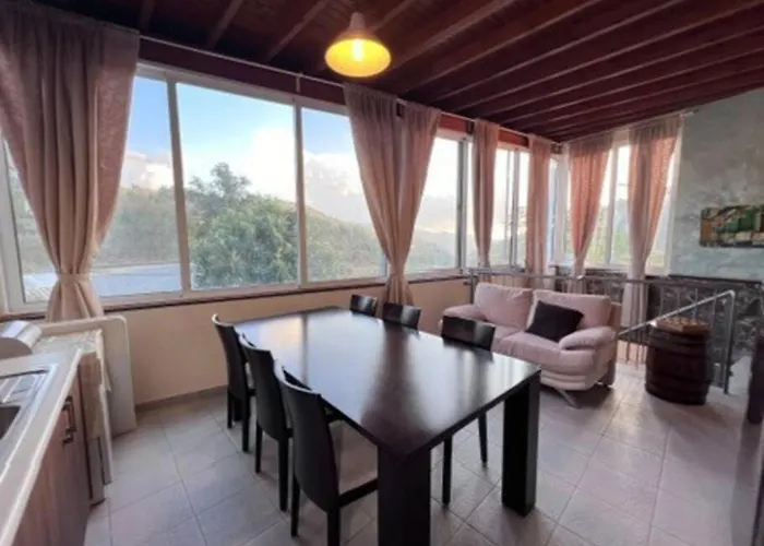 Finikous House-agros Σπίτι διακοπών *