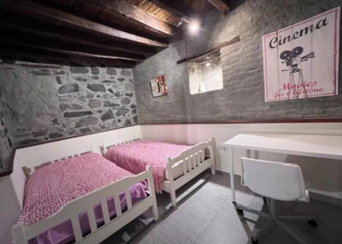 Finikous House-agros