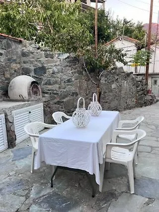 Finikous House-agros * Agros