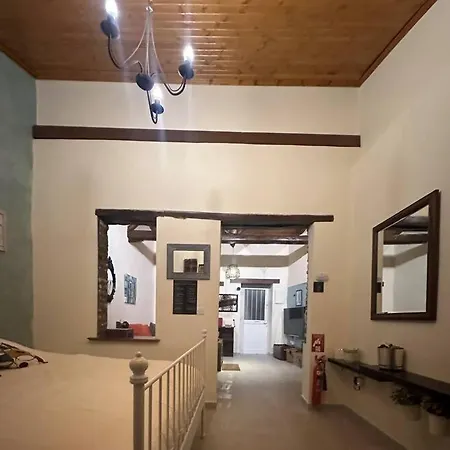 Finikous House-agros Vakantiehuis *