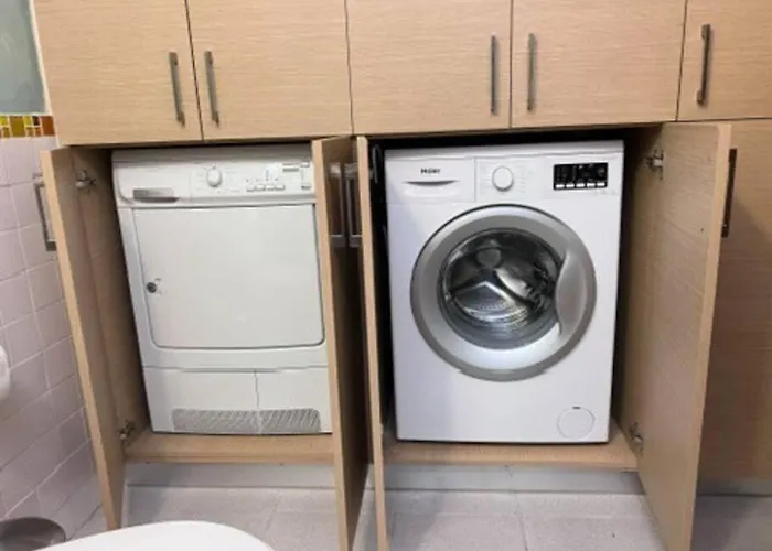 Holiday home Finikous House-agros